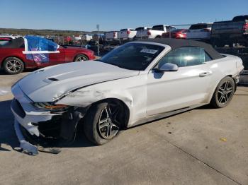  Salvage Ford Mustang