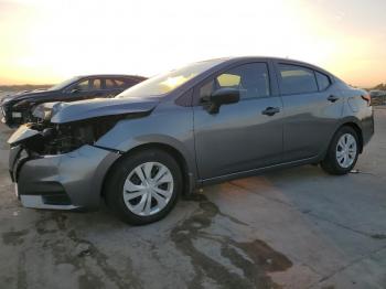  Salvage Nissan Versa