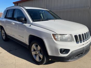  Salvage Jeep Compass