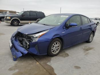  Salvage Toyota Prius