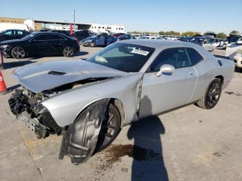  Salvage Dodge Challenger