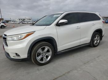  Salvage Toyota Highlander