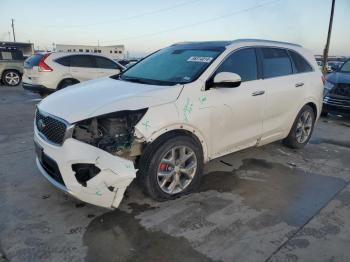  Salvage Kia Sorento