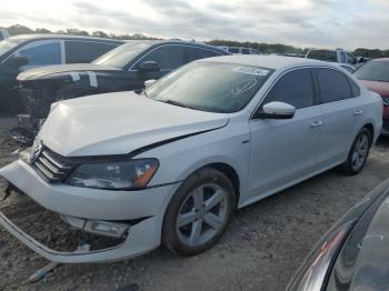  Salvage Volkswagen Passat