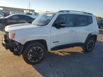  Salvage Jeep Renegade