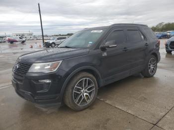  Salvage Ford Explorer