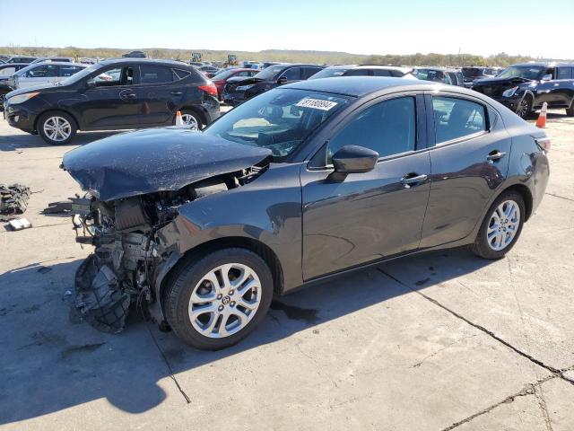  Salvage Toyota Yaris