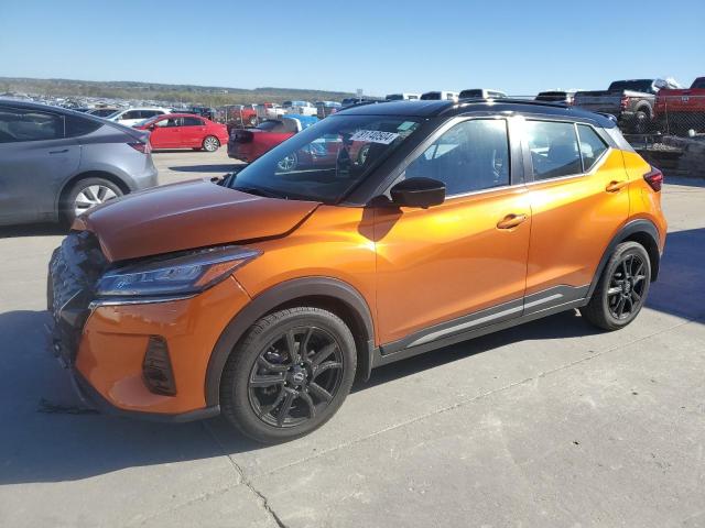  Salvage Nissan Kicks