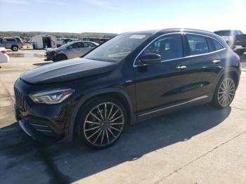  Salvage Mercedes-Benz GLA