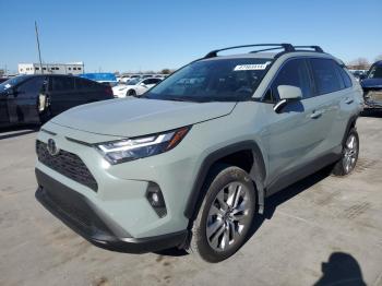  Salvage Toyota RAV4