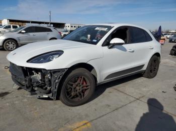  Salvage Porsche Macan