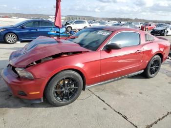  Salvage Ford Mustang