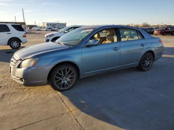  Salvage Toyota Avalon