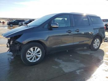  Salvage Kia Sedona