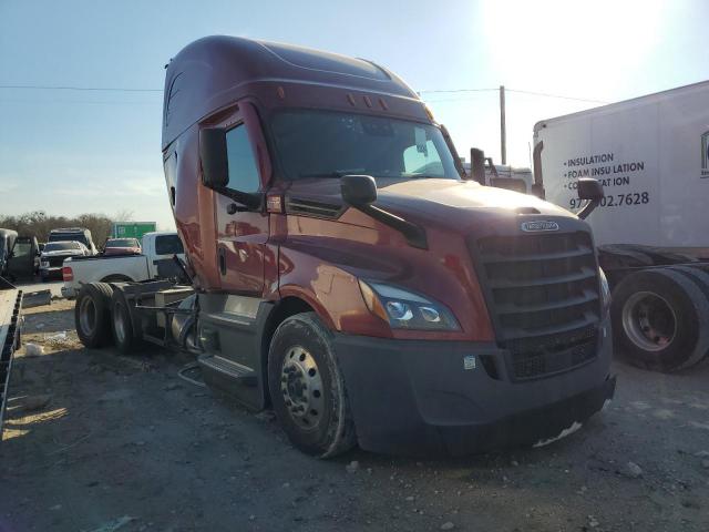  Salvage Freightliner Cascadia 1