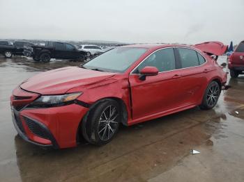  Salvage Toyota Camry