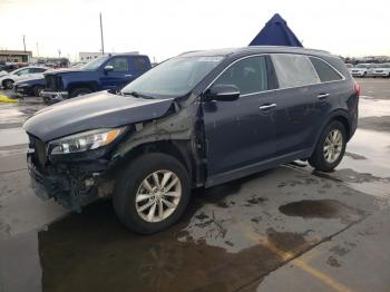  Salvage Kia Sorento