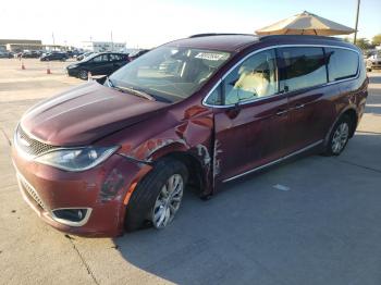  Salvage Chrysler Pacifica