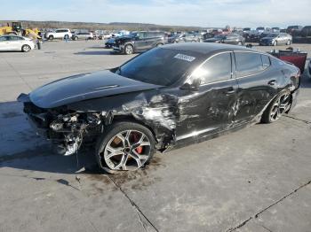  Salvage Kia Stinger