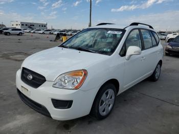  Salvage Kia Rondo