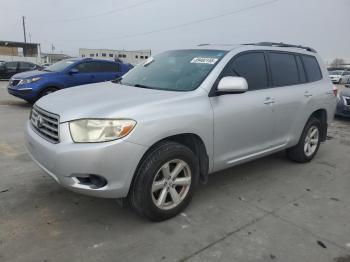  Salvage Toyota Highlander