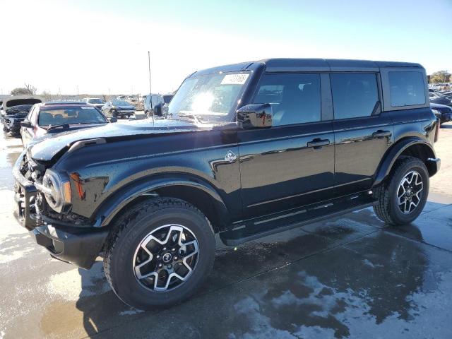  Salvage Ford Bronco