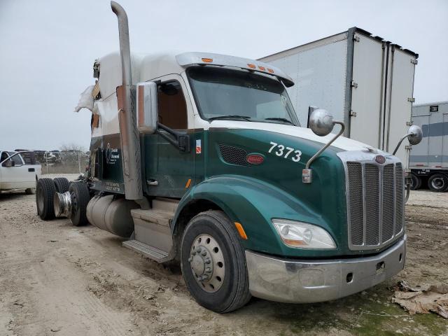  Salvage Peterbilt 579