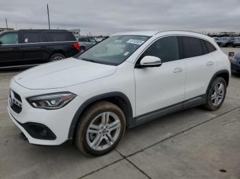  Salvage Mercedes-Benz GLA