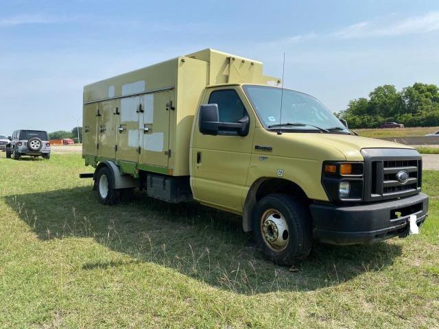  Salvage Ford Econoline