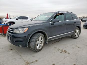  Salvage Volkswagen Touareg