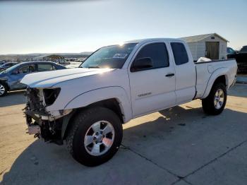  Salvage Toyota Tacoma