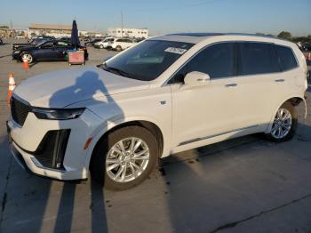  Salvage Cadillac XT6