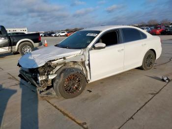  Salvage Volkswagen Passat