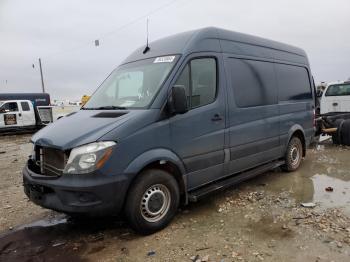  Salvage Mercedes-Benz Sprinter