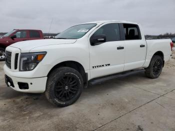  Salvage Nissan Titan