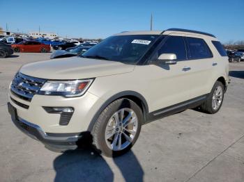  Salvage Ford Explorer