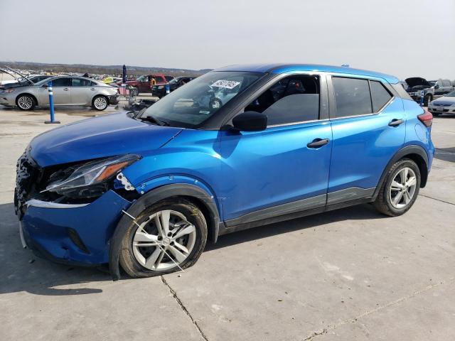  Salvage Nissan Kicks