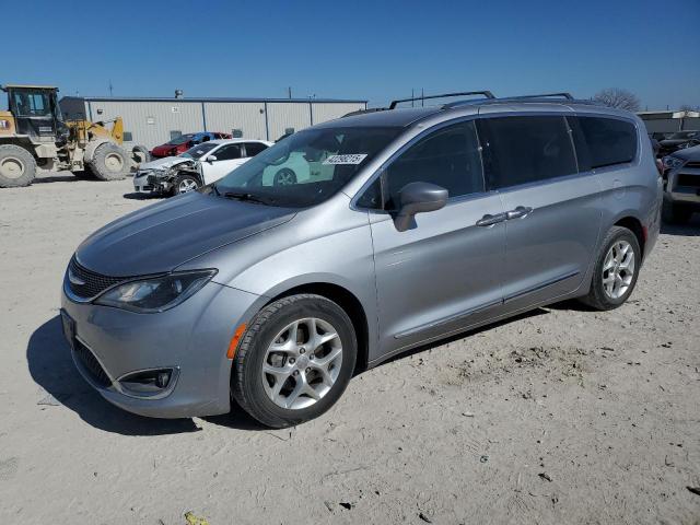  Salvage Chrysler Pacifica