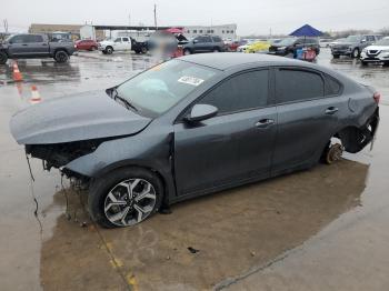  Salvage Kia Forte