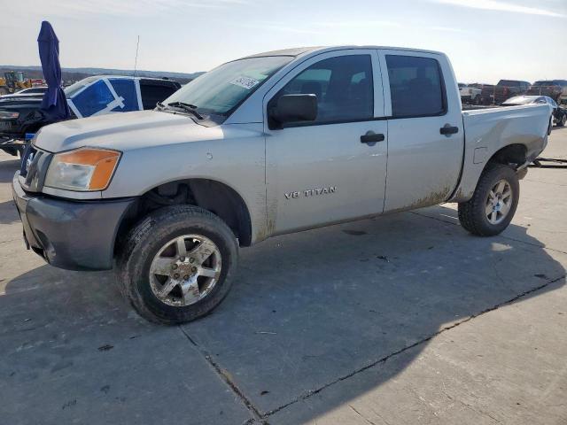  Salvage Nissan Titan