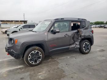  Salvage Jeep Renegade