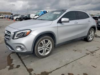  Salvage Mercedes-Benz GLA