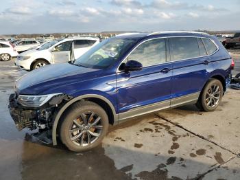  Salvage Volkswagen Tiguan