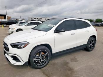  Salvage Mercedes-Benz GLA