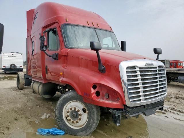  Salvage Freightliner Cascadia 1