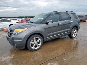  Salvage Ford Explorer