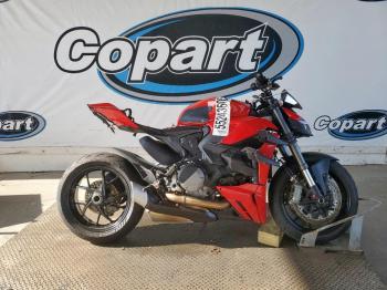  Salvage Ducati Streetfigh
