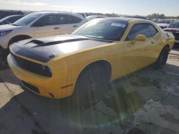  Salvage Dodge Challenger