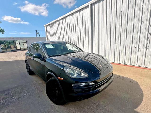  Salvage Porsche Cayenne