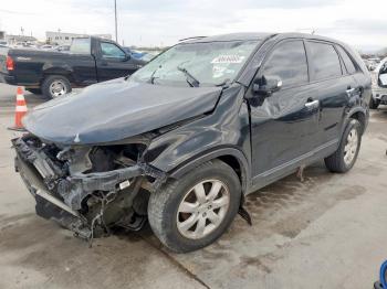  Salvage Kia Sorento